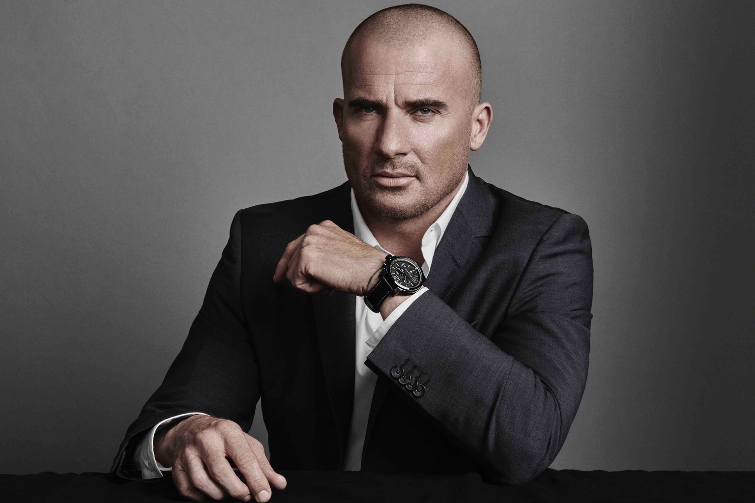 bausele dominic_purcell_oceanmoon_caveblack_obsession-luxe_plaisir-de-la-vie_