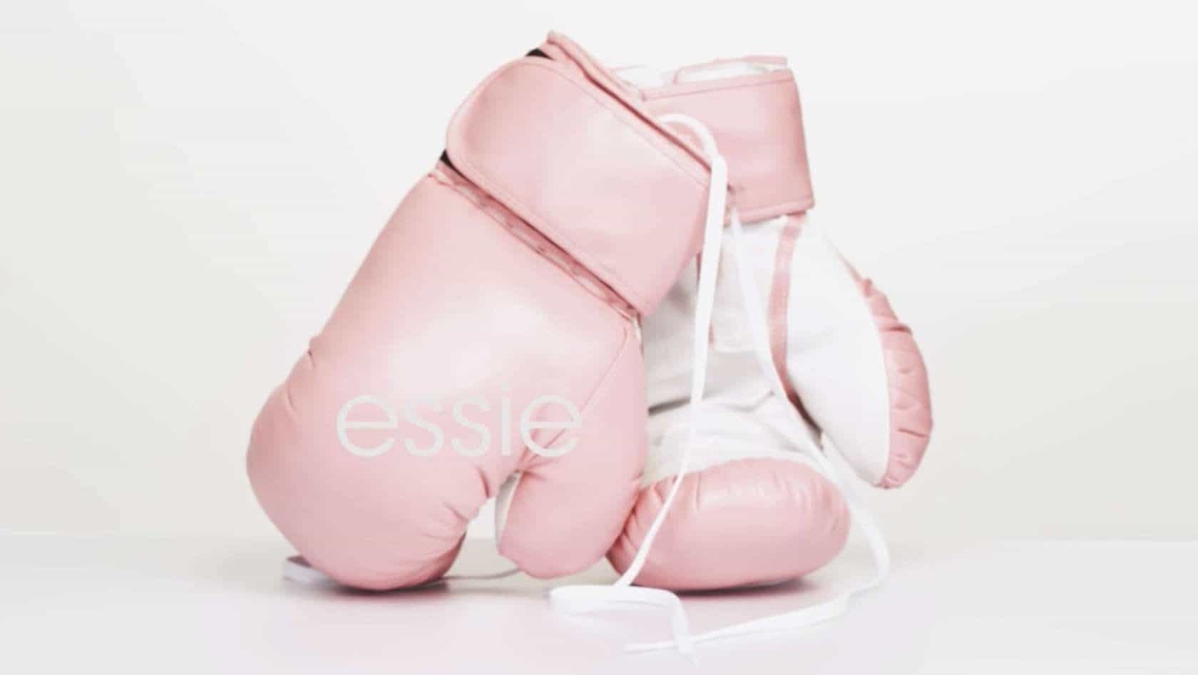 TREAT LOVE & COLOR : les 1er soins colorés essie qui réparent les ongles TREAT LOVE & COLOR : les 1er soins colorés essie qui réparent les ongles