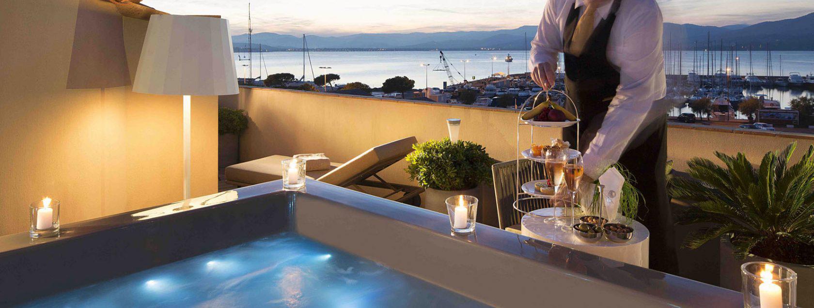 « VIVRE UN AUTRE SAINT-TROPEZ »