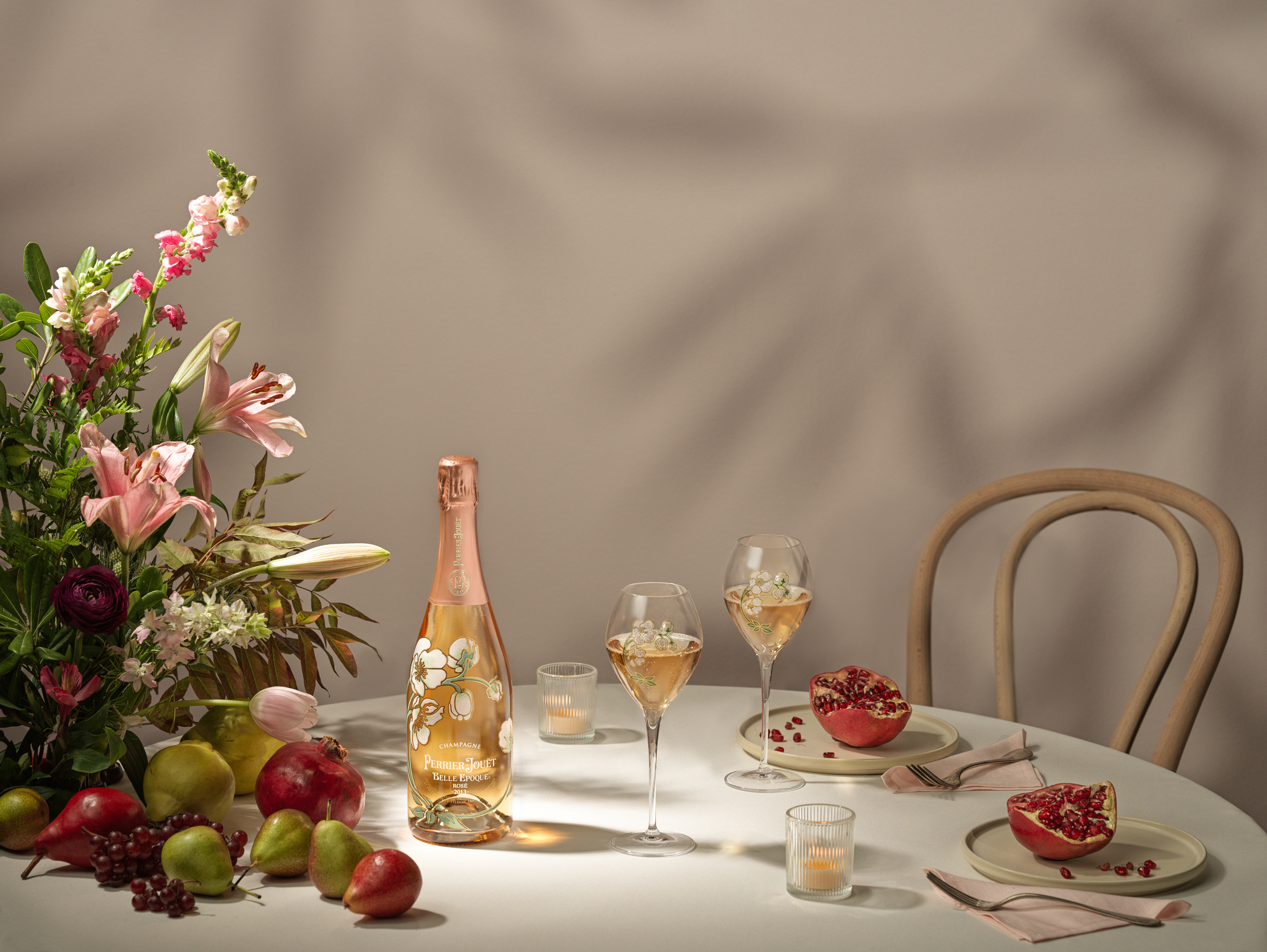 Pour la Saint-Valentin, Perrier-Jouët propose un délicat assemblage rosé et floral