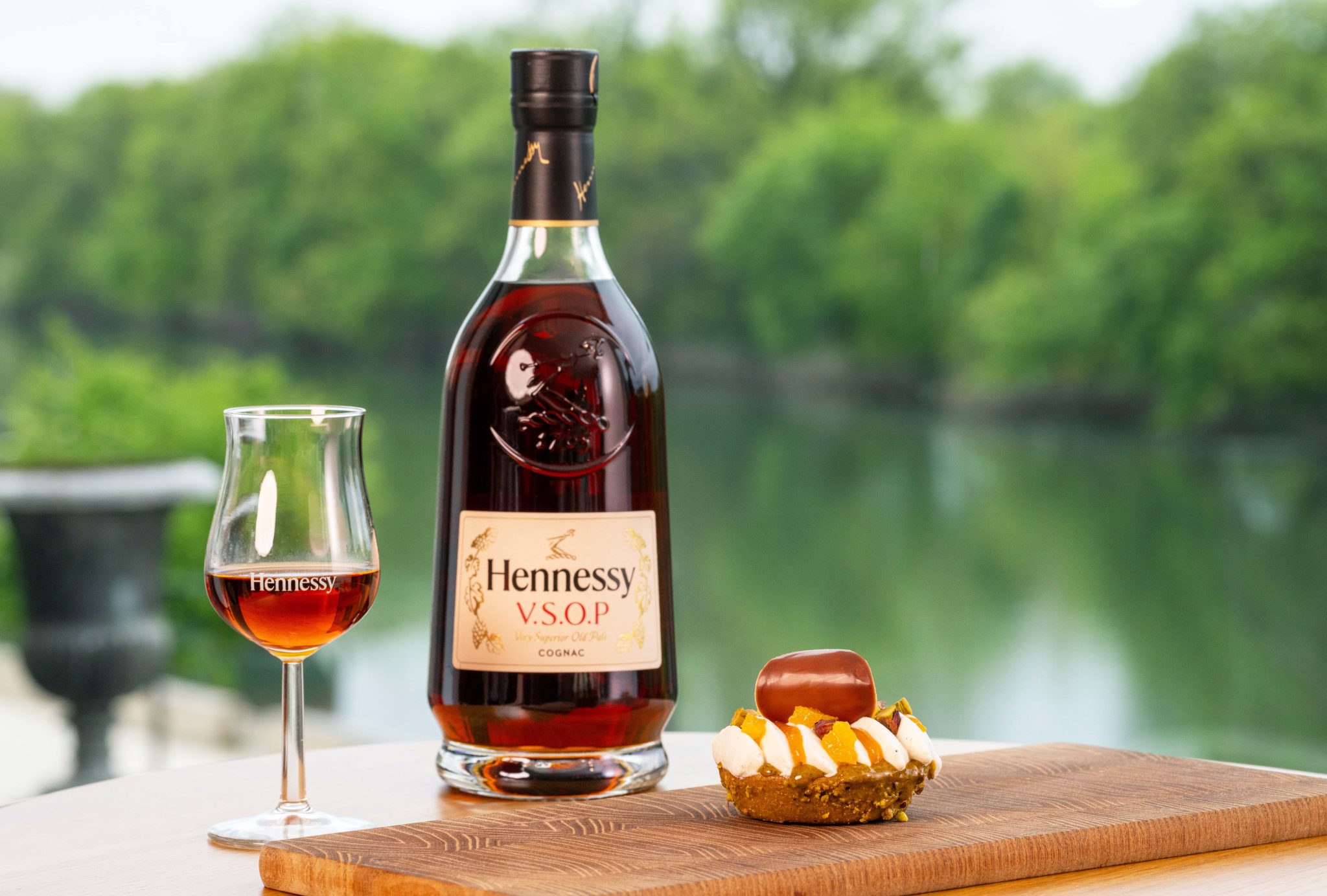 dessert vsop par cyril baudin, chef patissier hennessy ©jas hennessy & co, fabian monchatre (hd3)