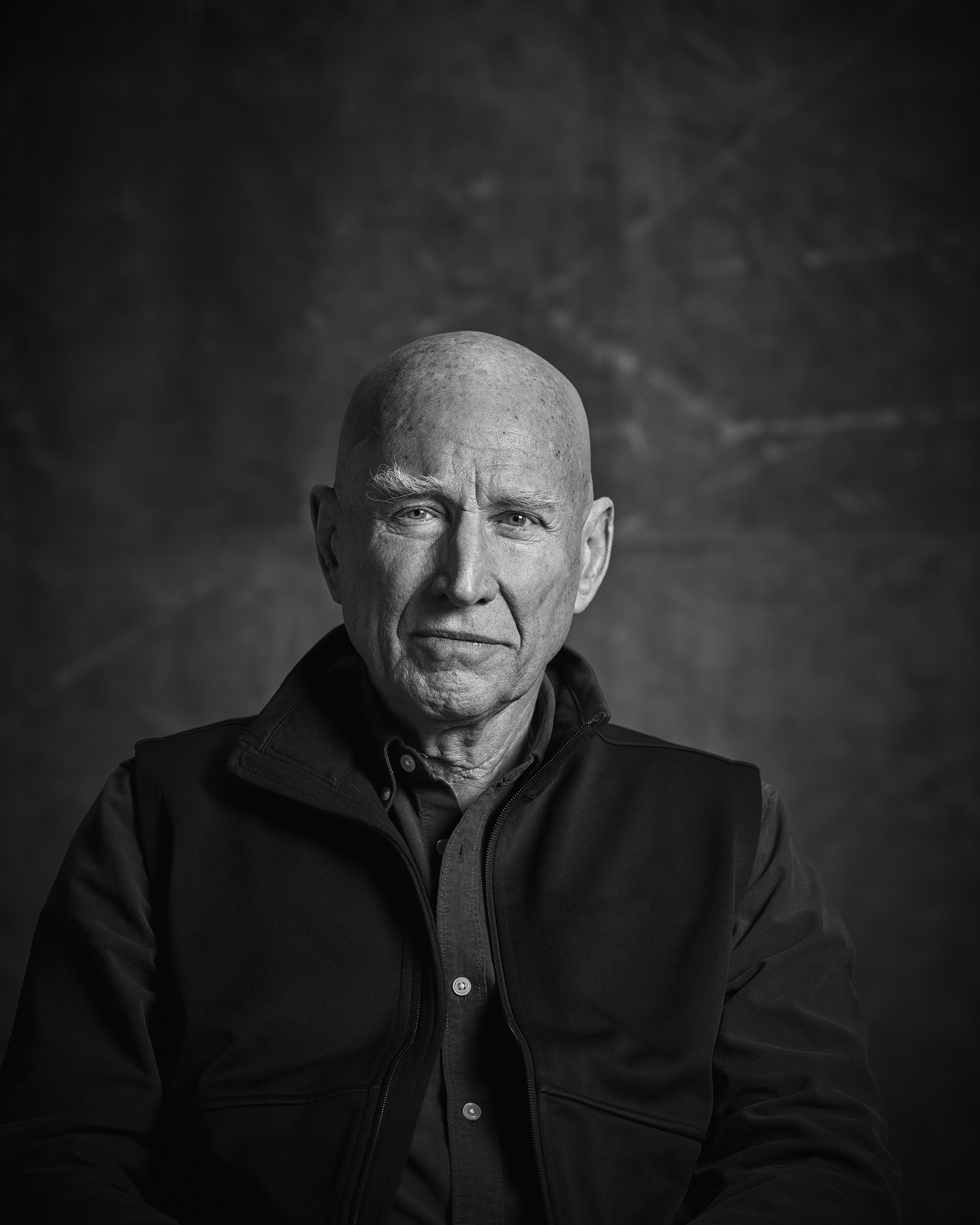 © renato amoroso, portrait of sebastião salgado, 2019