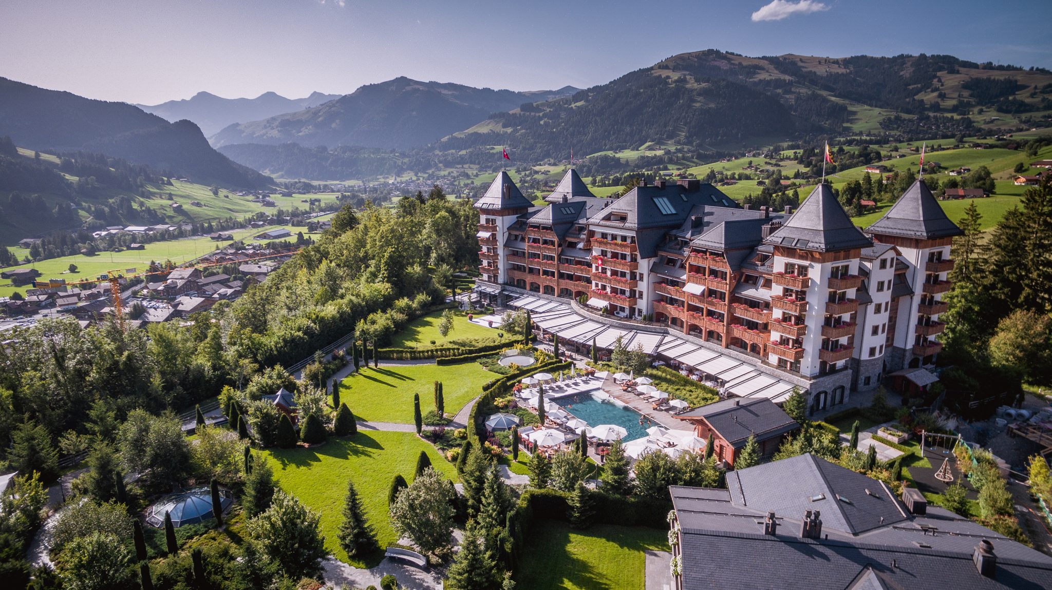 thealpinagstaad exterior 11