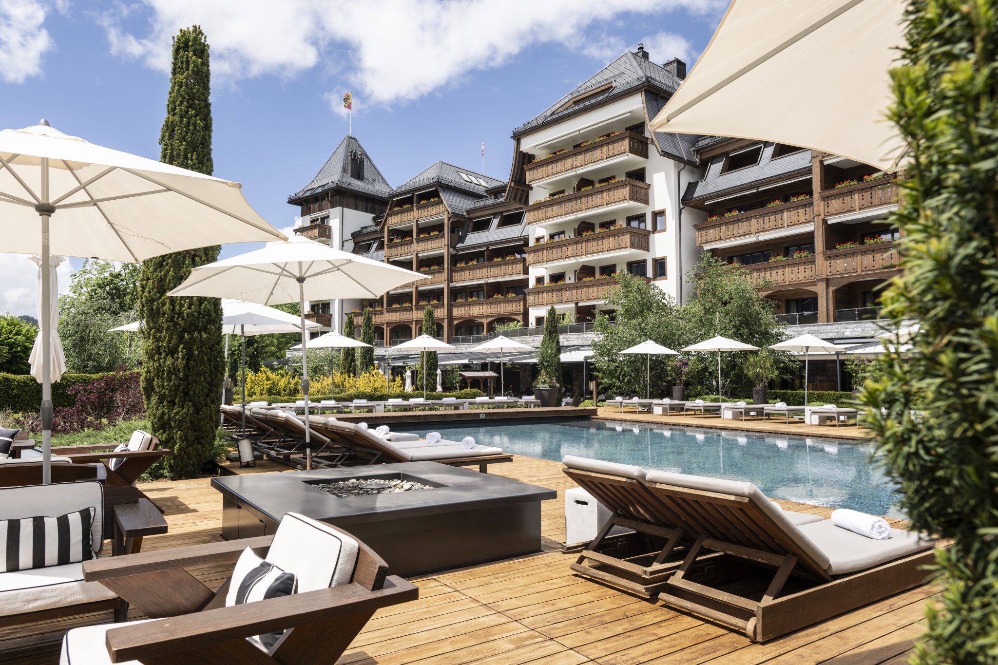thealpinagstaad exterior 12 (1)