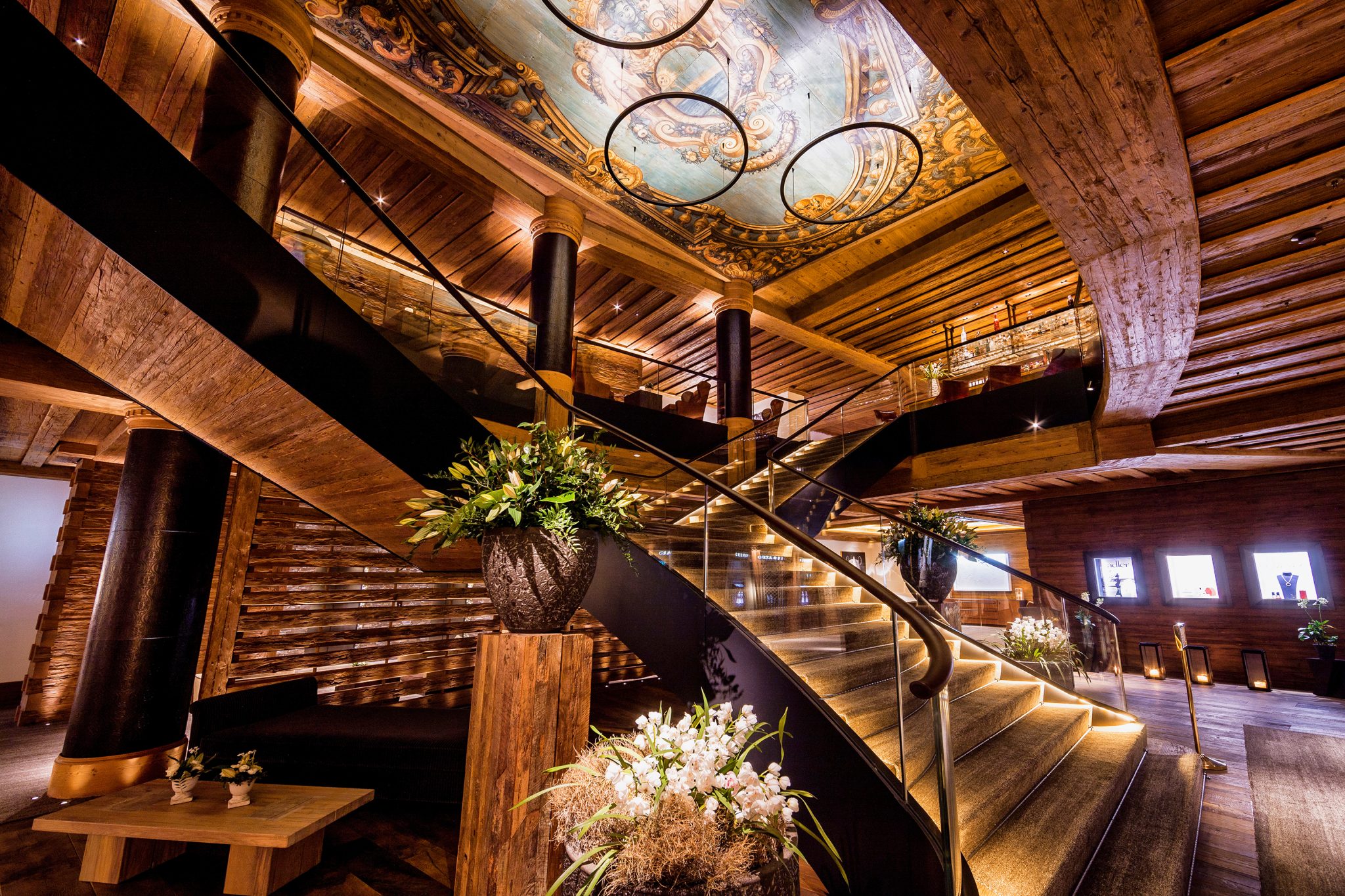 thealpinagstaad lobby 07