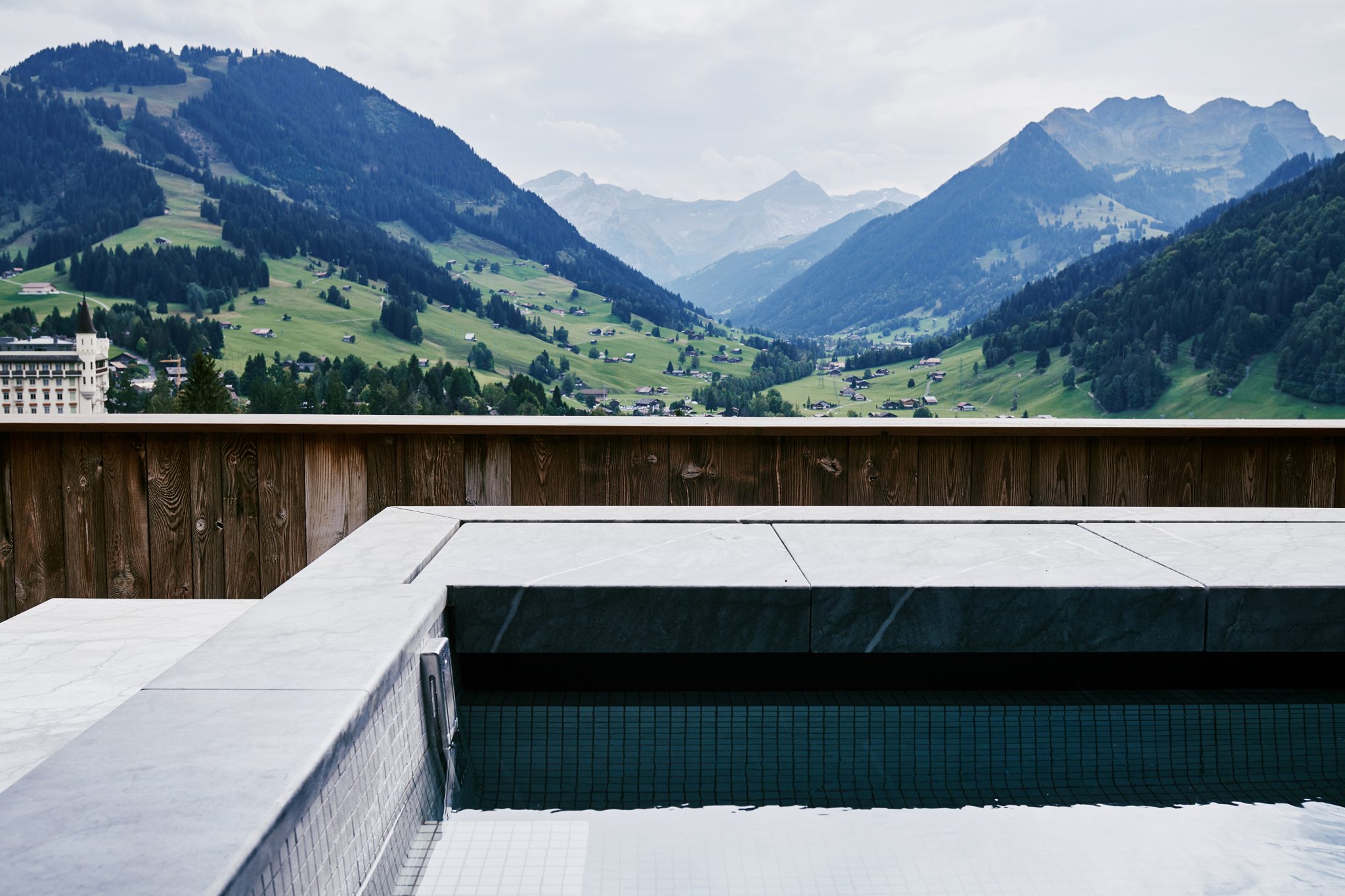 thealpinagstaad rooms&suites 0028