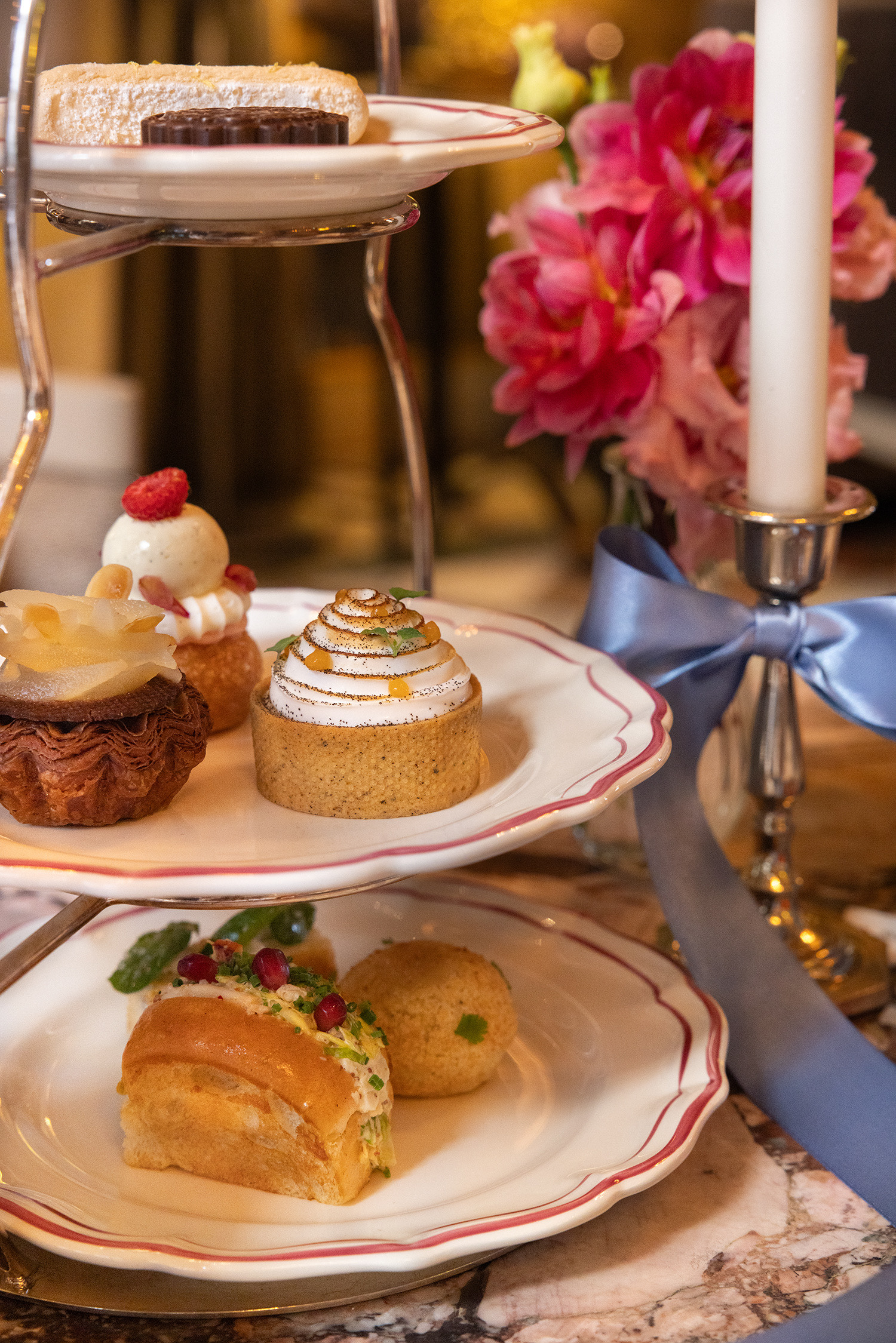 marieantoinette teatime elisedumas www.obsessionluxe.com www.lamodecnous.com (1)