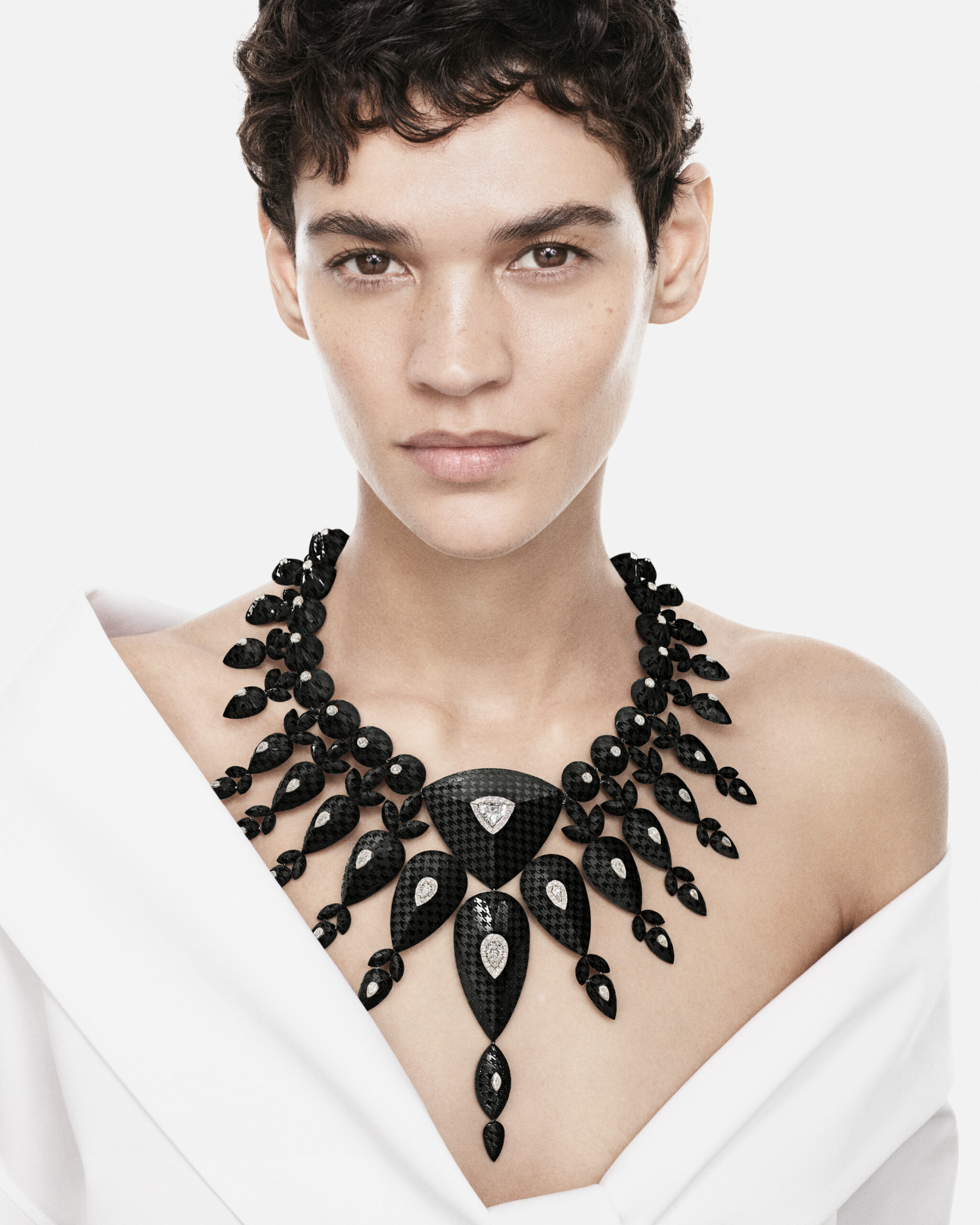 boucheron human being checkers